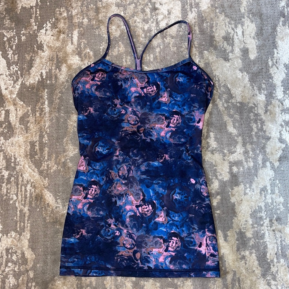 Lululemon tank